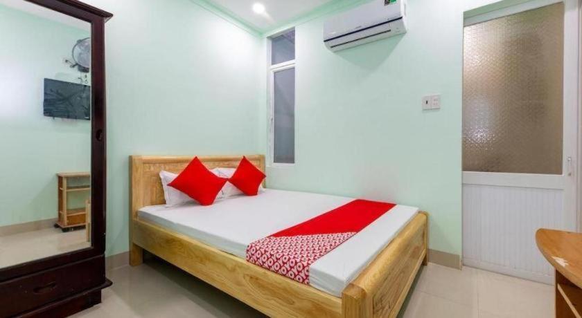 Oyo 898 Phuong Thao Hotel Nha Trang Kültér fotó