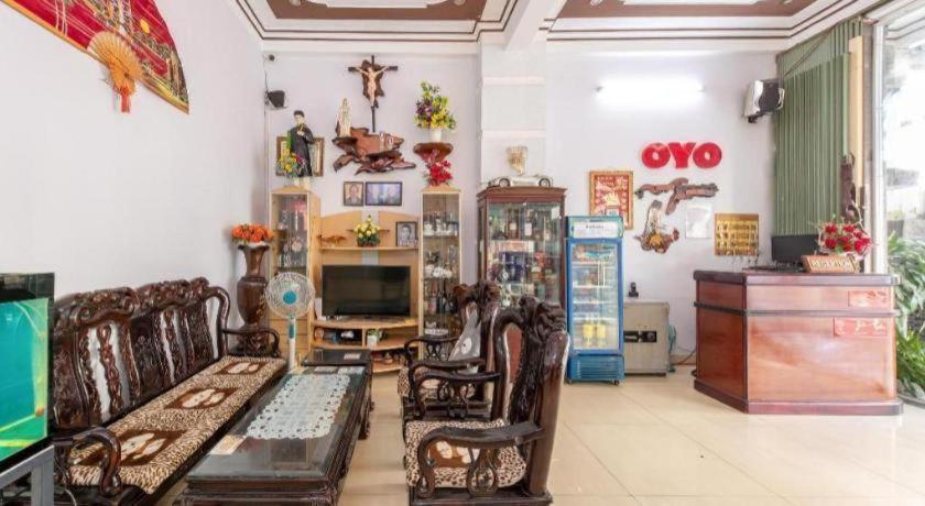Oyo 898 Phuong Thao Hotel Nha Trang Kültér fotó